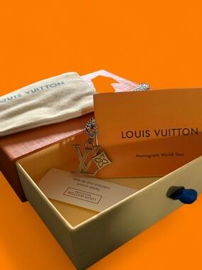 Louis Vuitton Silver LV Monogram Key Charm with Gift Box